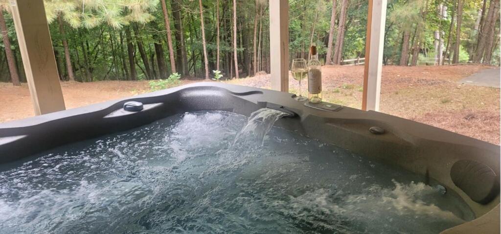 Deer Ridge! - Hot Tub & Fire Pit - Great For Families Villa Ellijay Exterior photo
